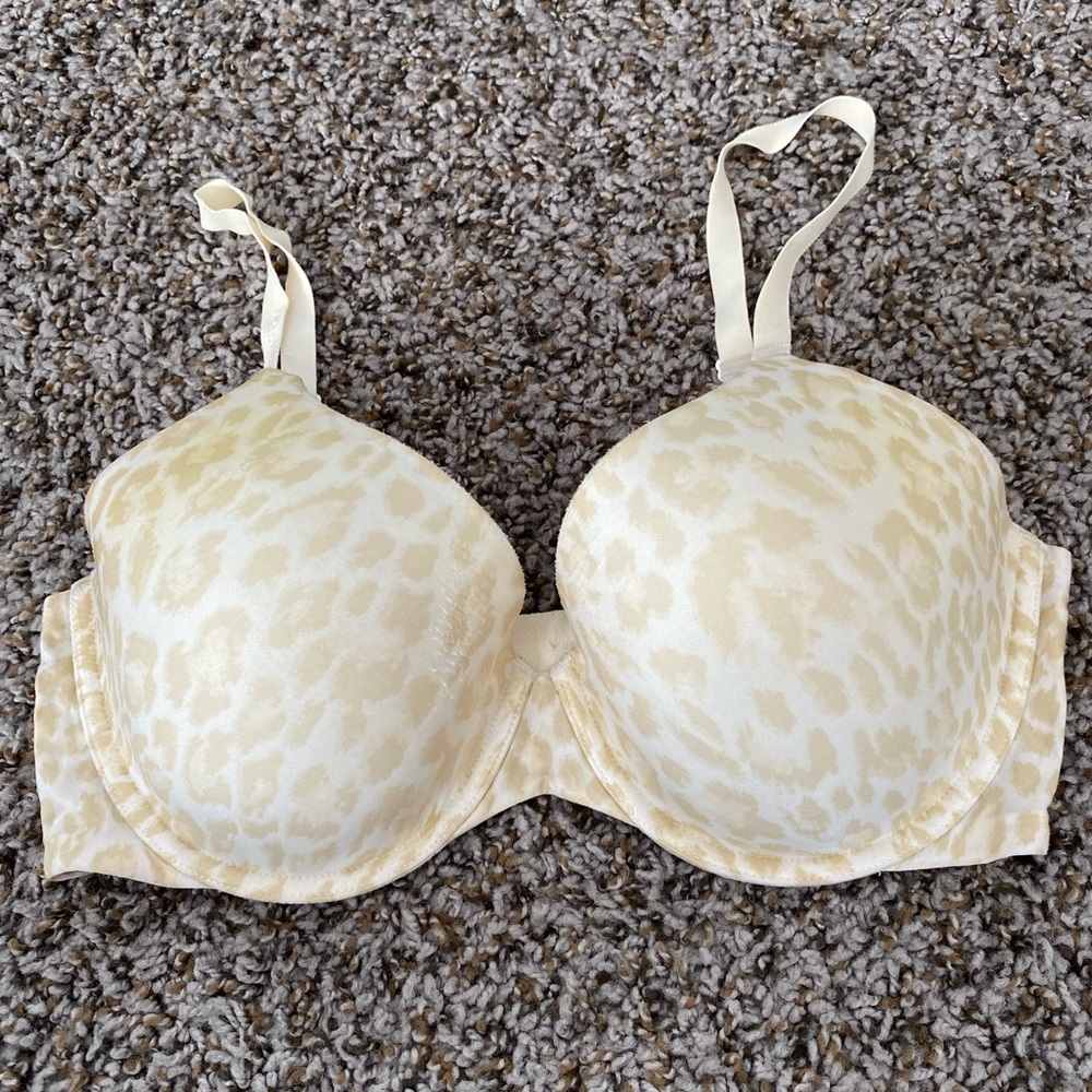 Victoria’s Secret The NAKEDS 34D Lined Perfect Coverage